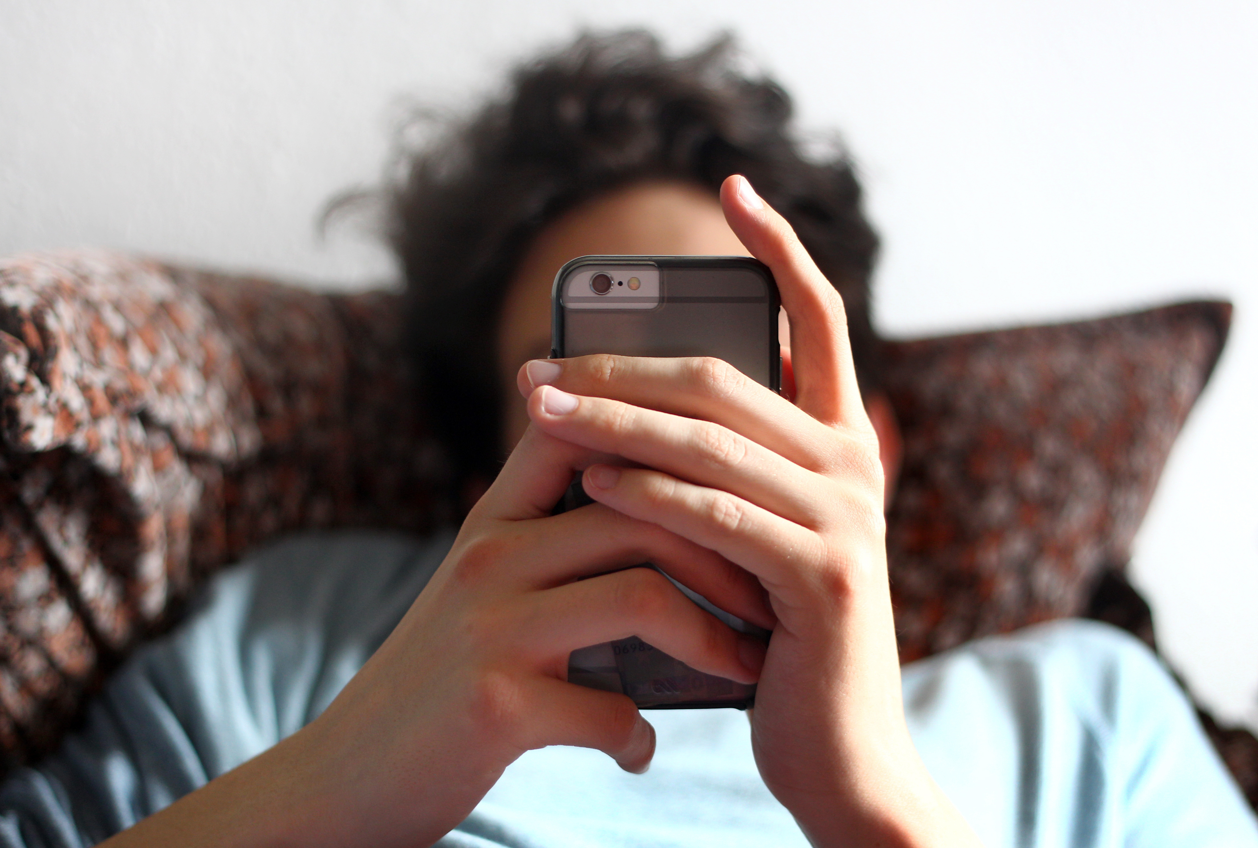 Siete consejos para proteger a los hijos de retos peligrosos en línea