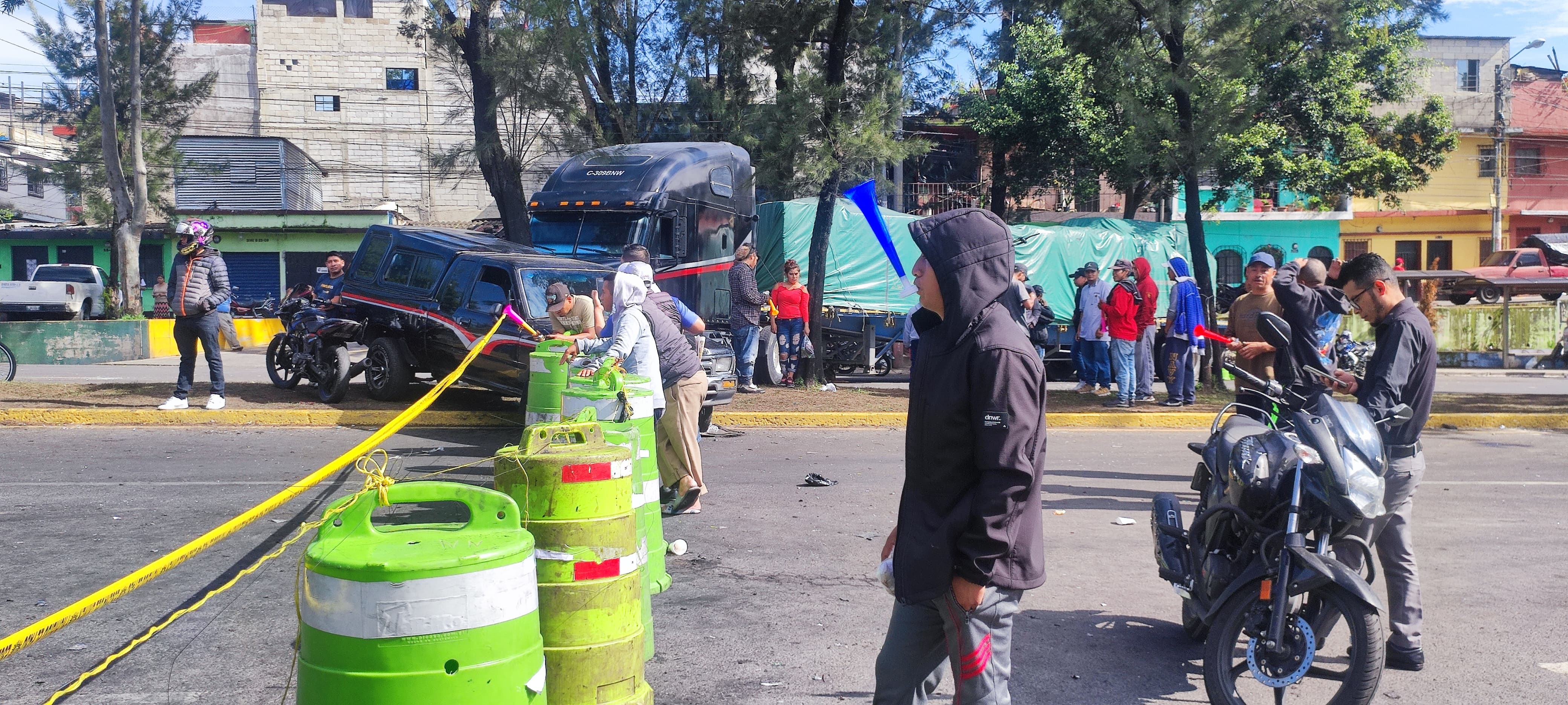 Fotos: Así transcurre la jornada de bloqueos en el departamento de Guatemala el 10 de octubre de 2023 tras 9 días de protestas'