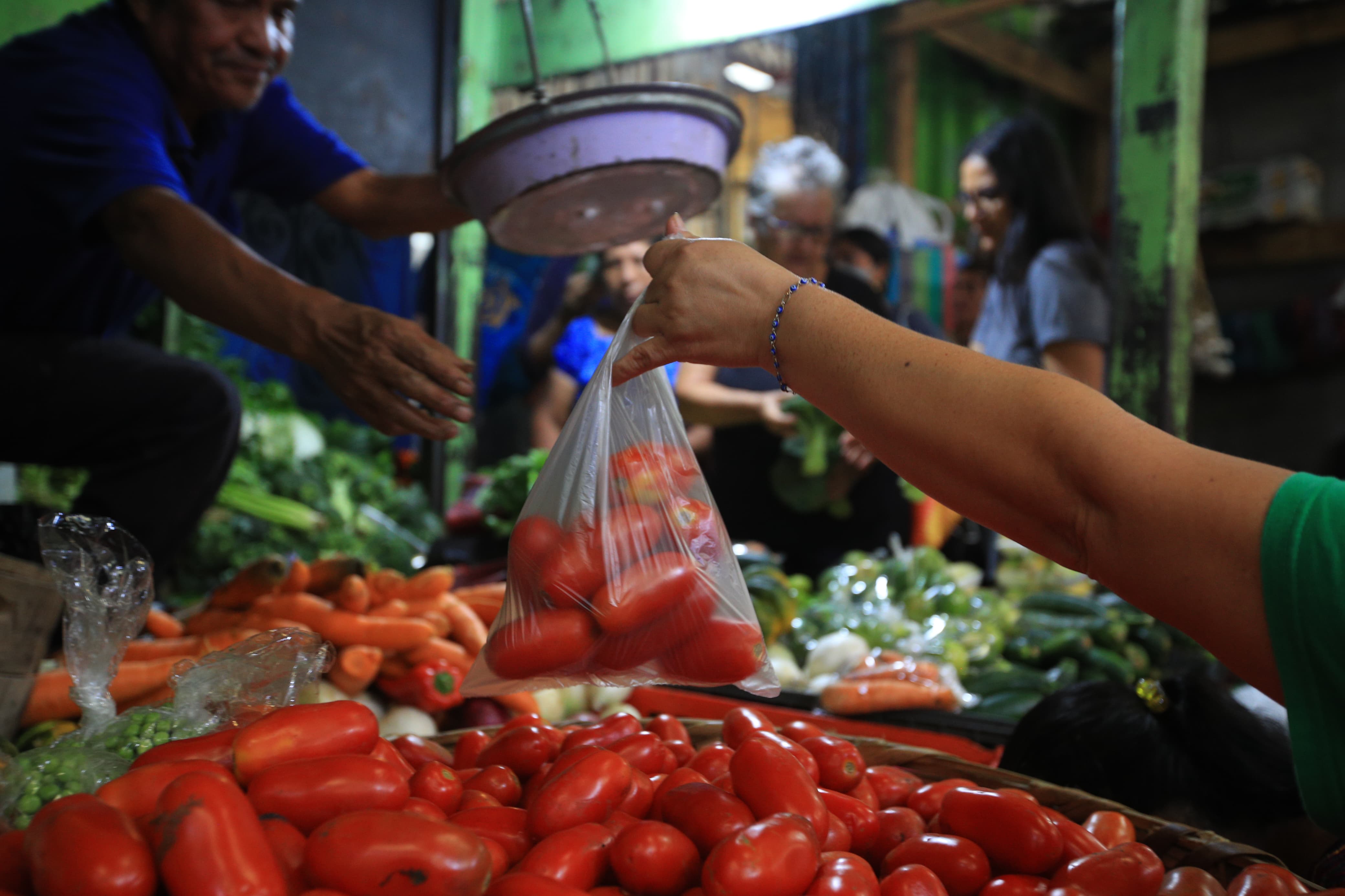 Fotos: Así transcurre el primer día sin la mayoría de los bloqueos en la ciudad de Guatemala en este 13 de octubre de 2023'