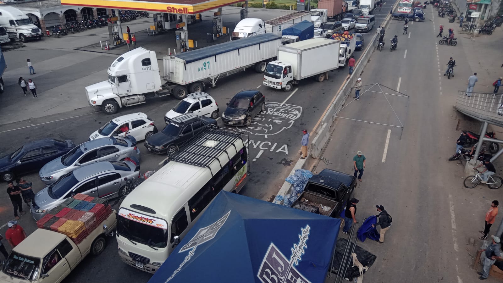 Fotos: Así transcurre el primer día sin la mayoría de los bloqueos en la ciudad de Guatemala en este 13 de octubre de 2023'