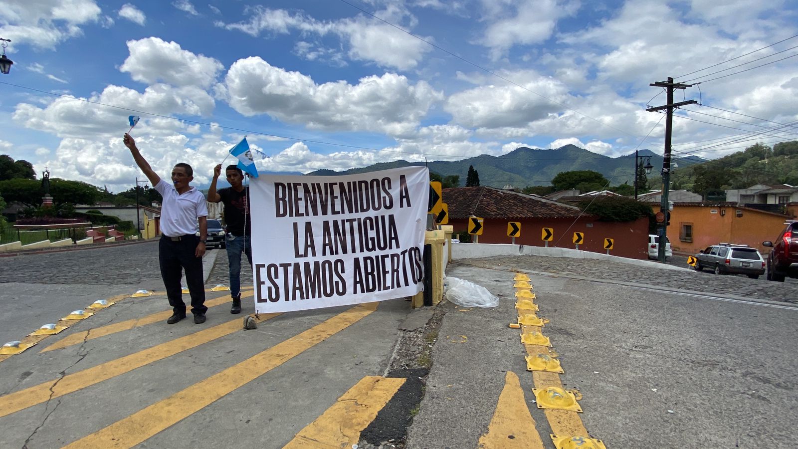 Manifestaciones y bloqueos impactan en zonas turísticas del país. Fotografía: Prensa Libre (Emy Sánchez). 