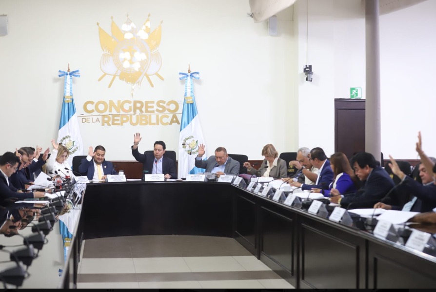 El único voto en contra fue el de Movimiento Semilla que buscaba una ampliación presupuestaria. (Foto prensa Libre: Congreso de Guatemala)