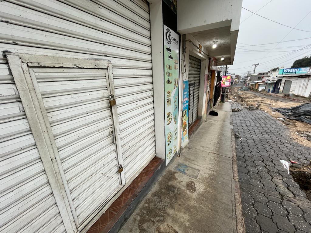 Los comerciantes de Sololá denunciaron que son obligados a cerrar los negocios y participar en los bloqueos. (Foto Prensa Libre: hemeroteca  PL)
