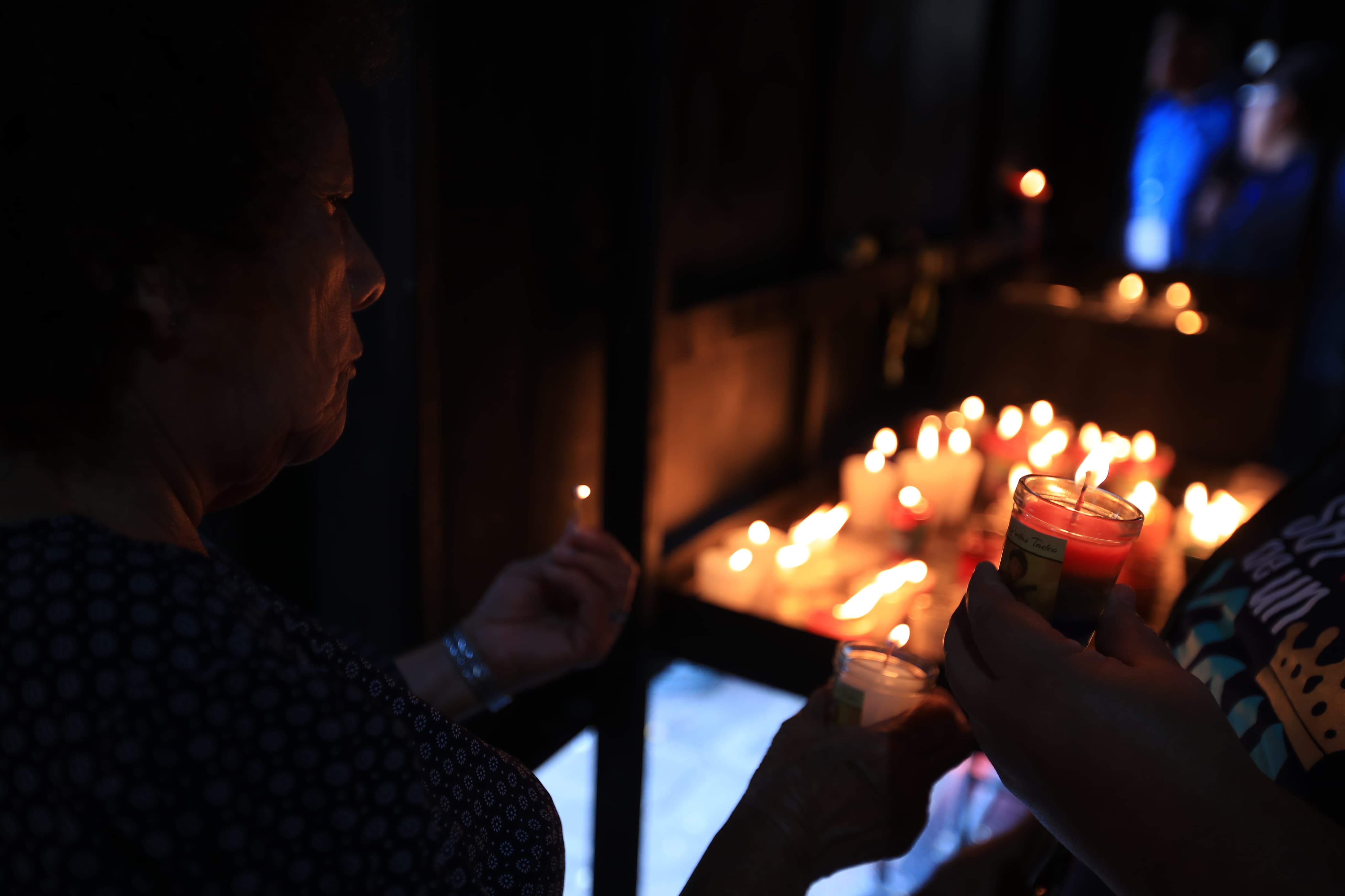 En imágenes: San Judas Tadeo cientos de personas llegan a visitar al santo de las causas perdidas'