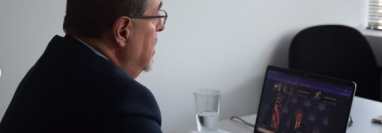 Bernardo Arévalo en reunión virtual con el secretario de Estado de Estados Unidos, Antony Blinken. (Foto Prensa Libre: Instagram de Bernardo Arévalo)