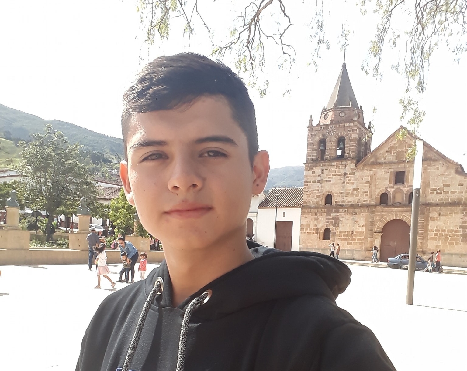 Sergio Ricardo Calderón Garzón, de 22 años, fue asesinado el 17 de septiembre pasado en la zona 6 de la Ciudad de Guatemala. Había salido de Colombia hace un mes y cruzó la selva del Darién en Panamá en busca de nuevas oportunidades. (Foto Prensa Libre: Facebook).