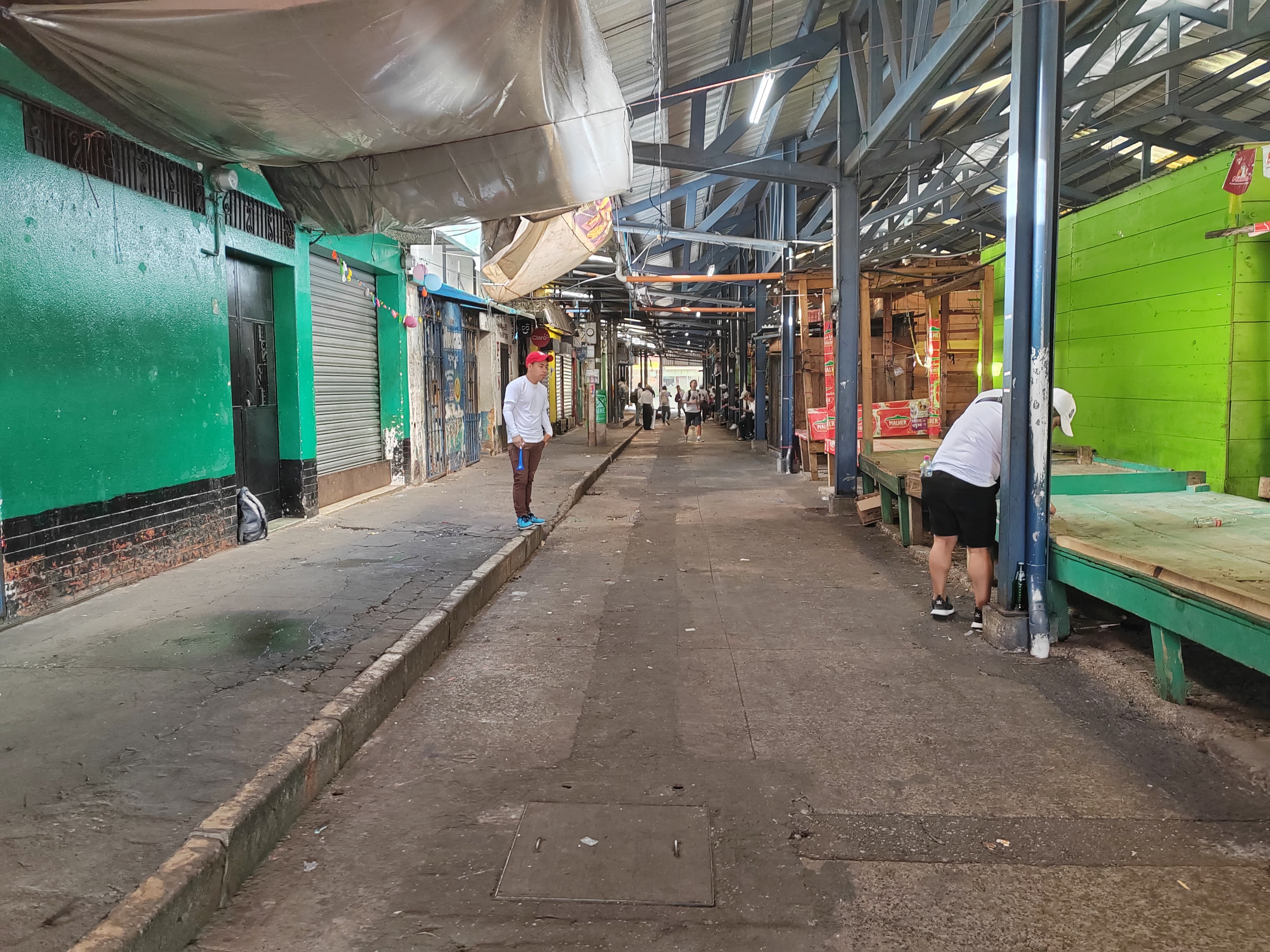 Mercados se unen a la manifestación'