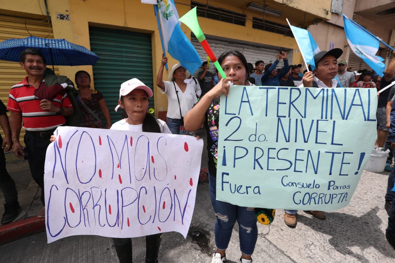 Mercados se unen a la manifestación'