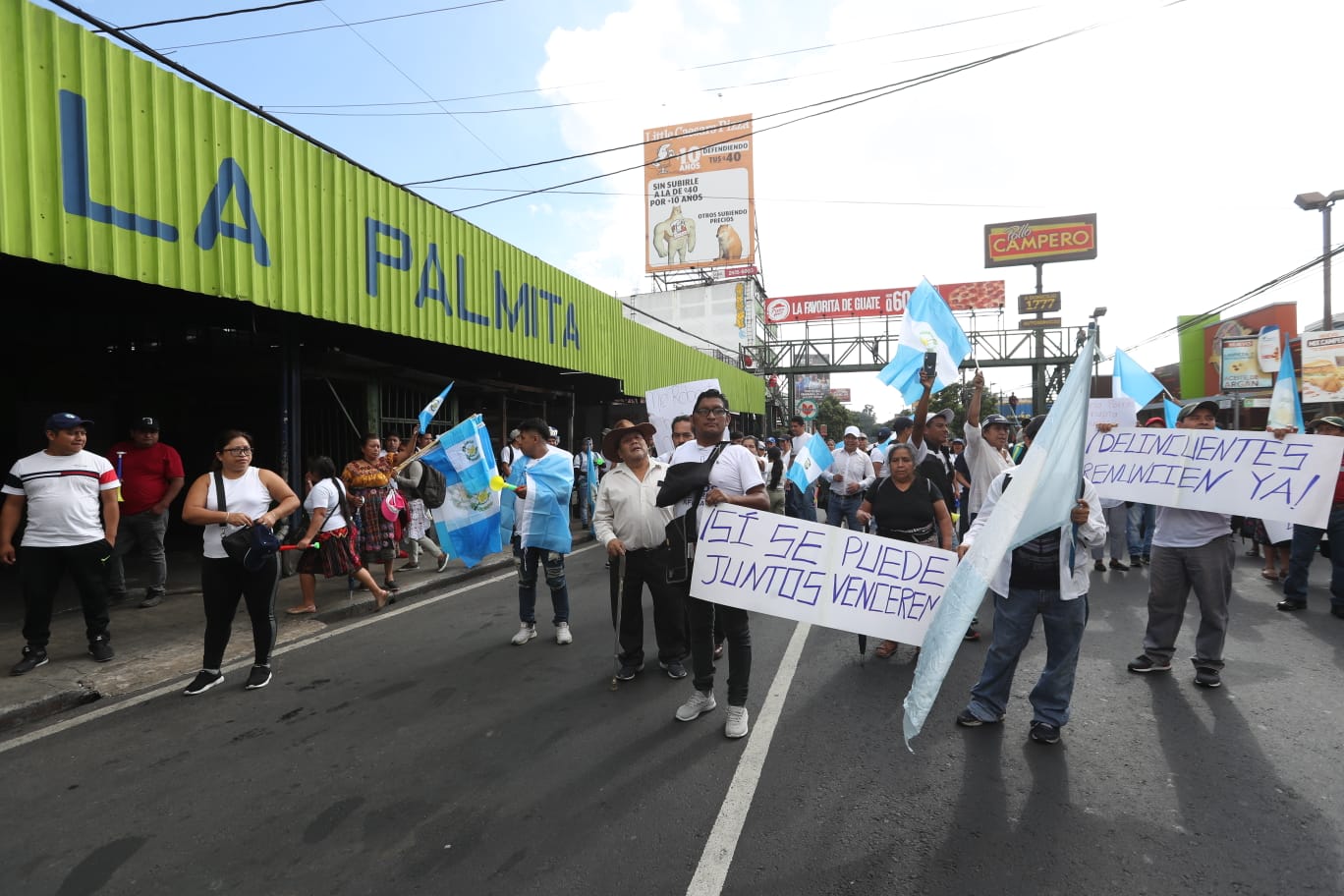 Mercados se unen a la manifestación'