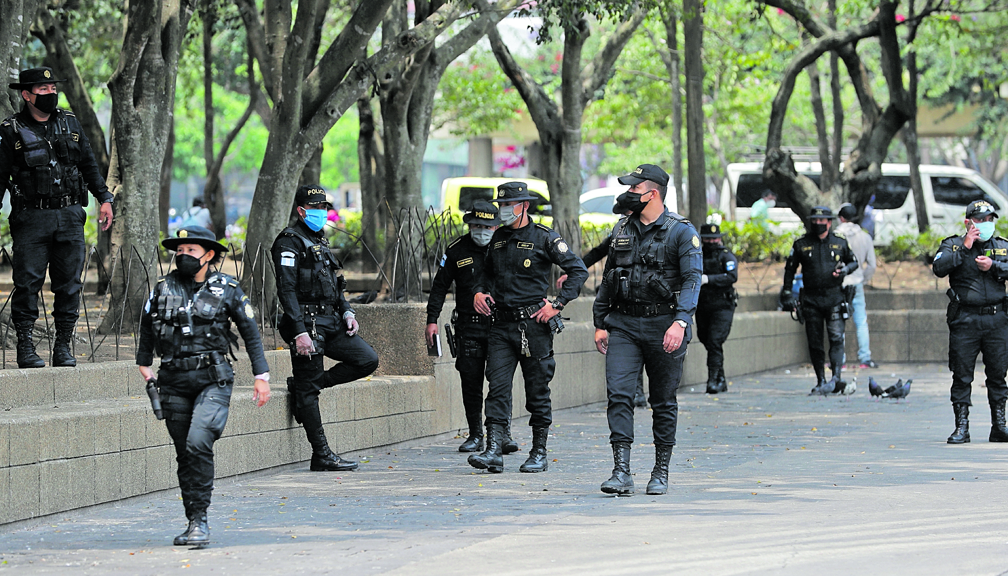 Solo un 55 por ciento de la fuerza policial patrulla las calles según un informe del Cien.( Foto Prensa Libre: Hemeroteca PL)