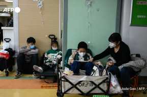 China notifica a OMS que brote de infecciones respiratorias es por "patógenos conocidos"