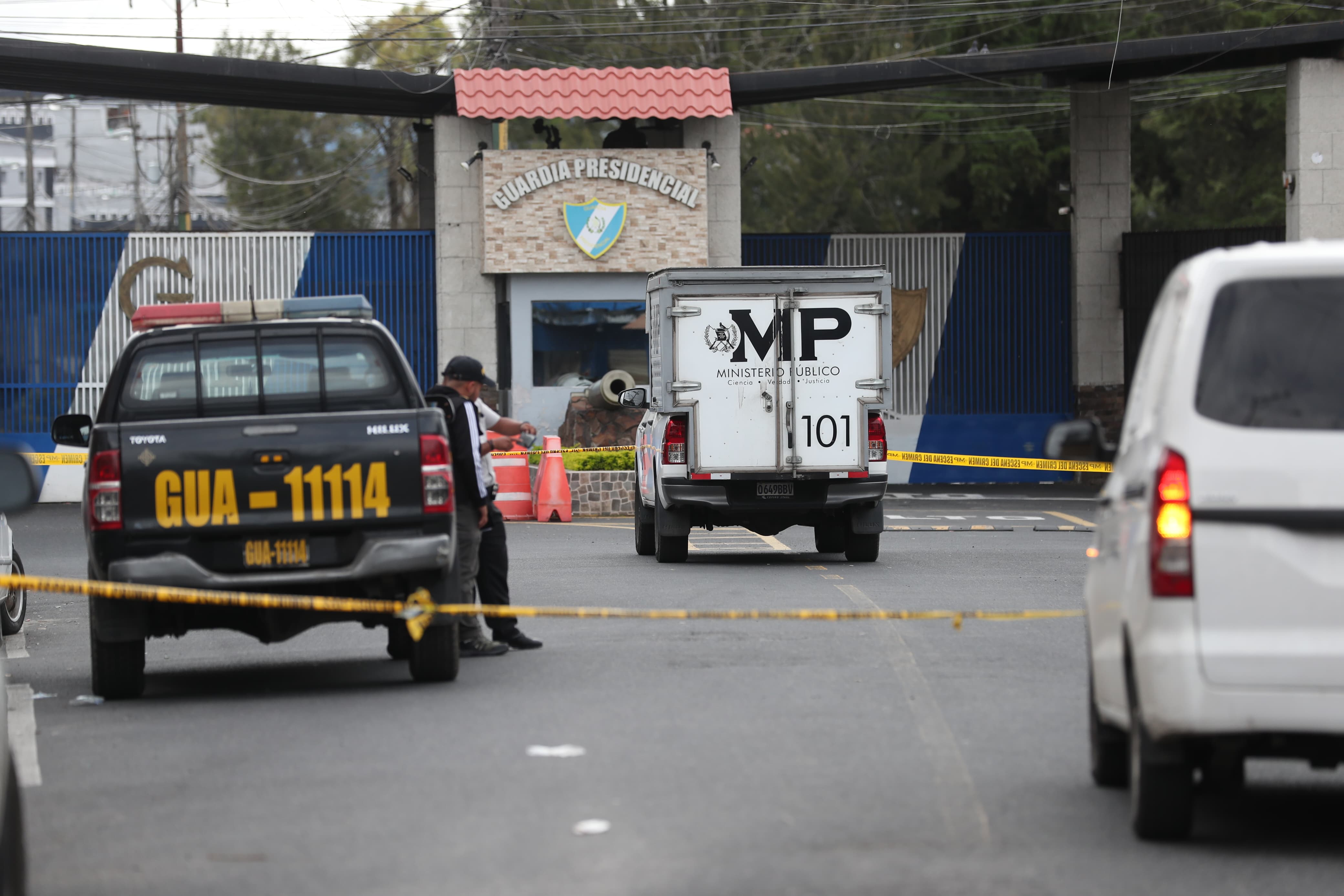 Ataque armado en la zona 1 capitalina causa la muerte de Edwin Patzán, director de la cárcel de Matamoros. (Foto Prensa Libre: É. Ávila)