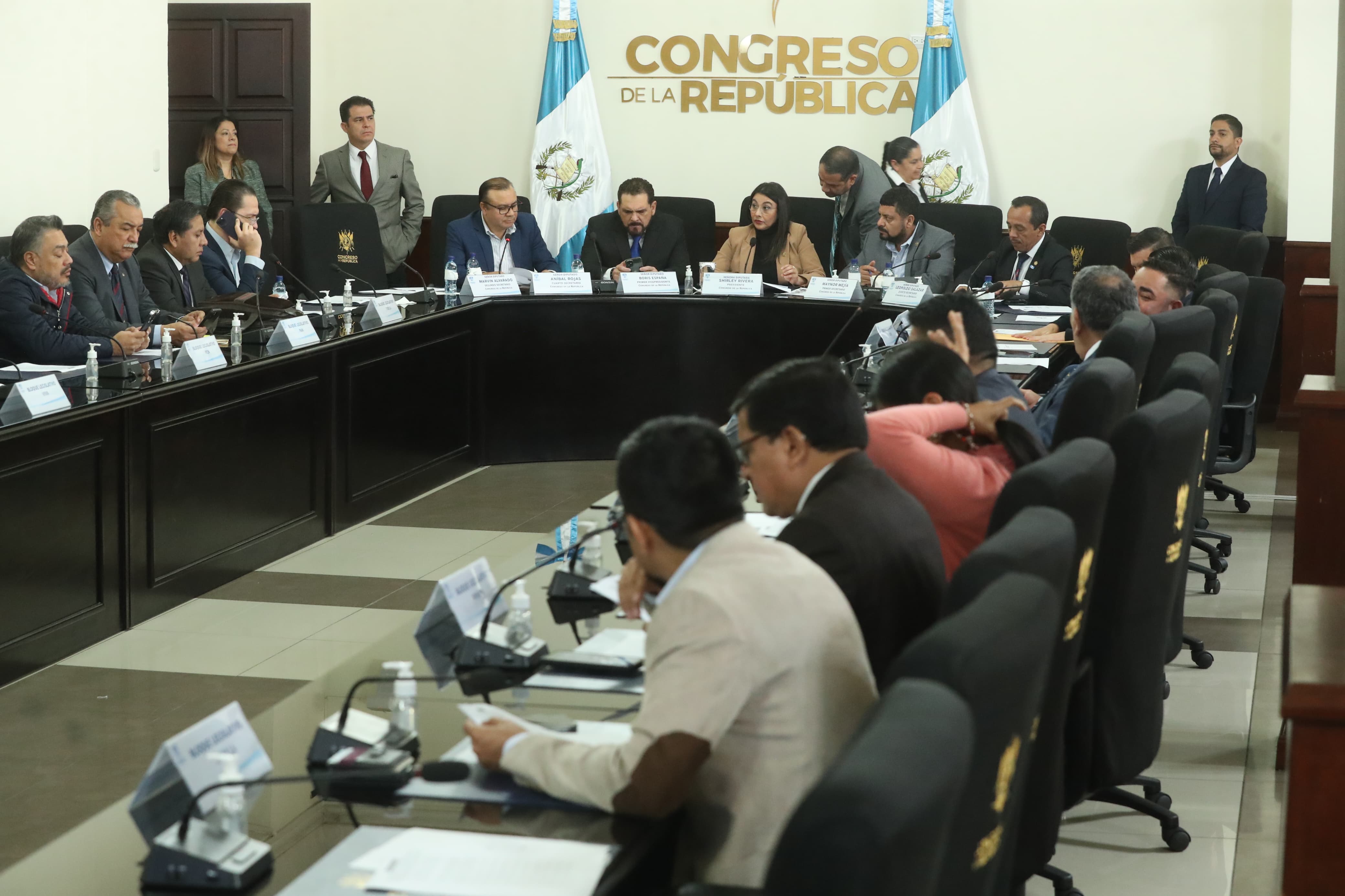 Congreso busca declararse en sesión permanente para conocer elección de Cortes de Apelación