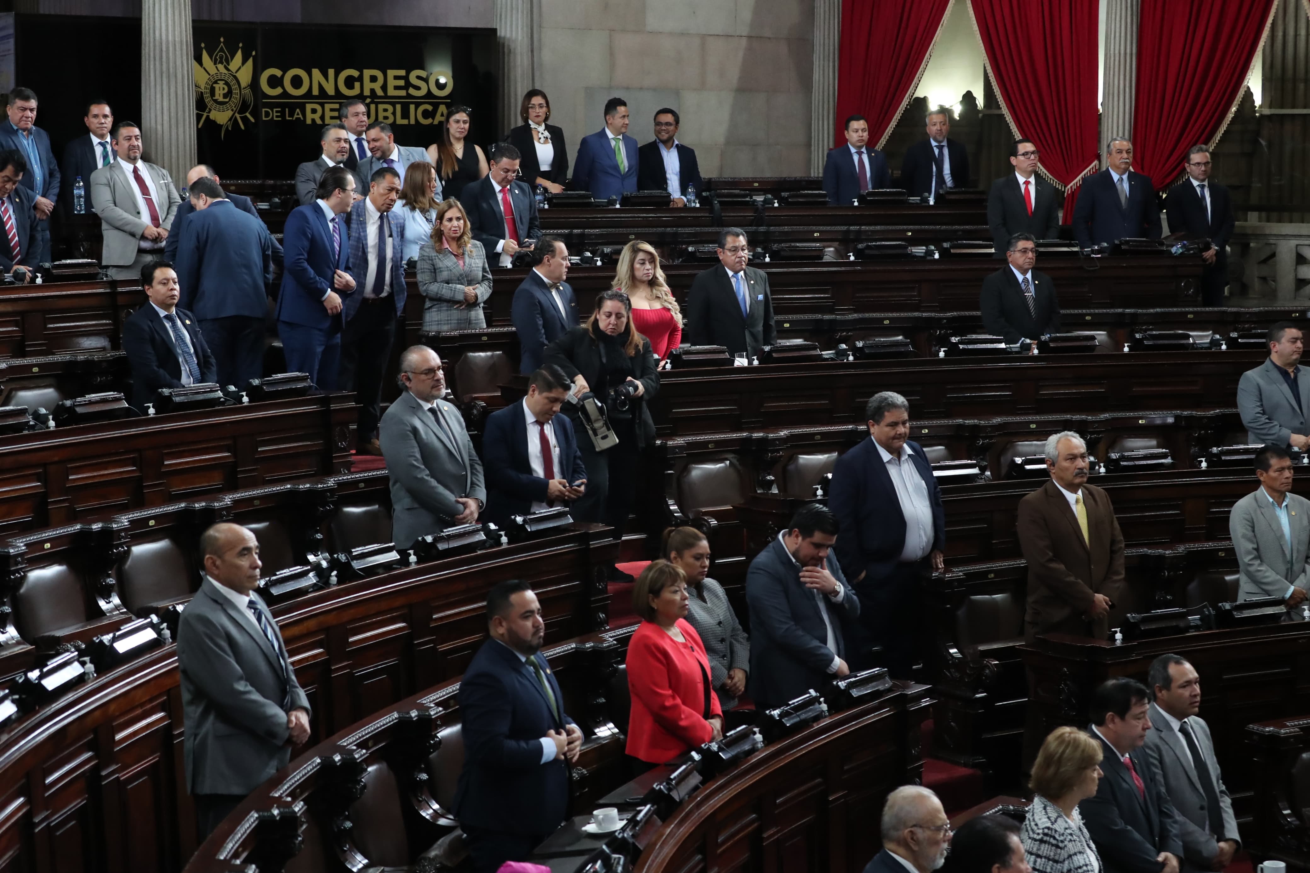 El Pleno a las 13:38 horas cuenta con una asistencia de 135 diputados. Fotografía: Prensa Libre (Elmer Vargas).