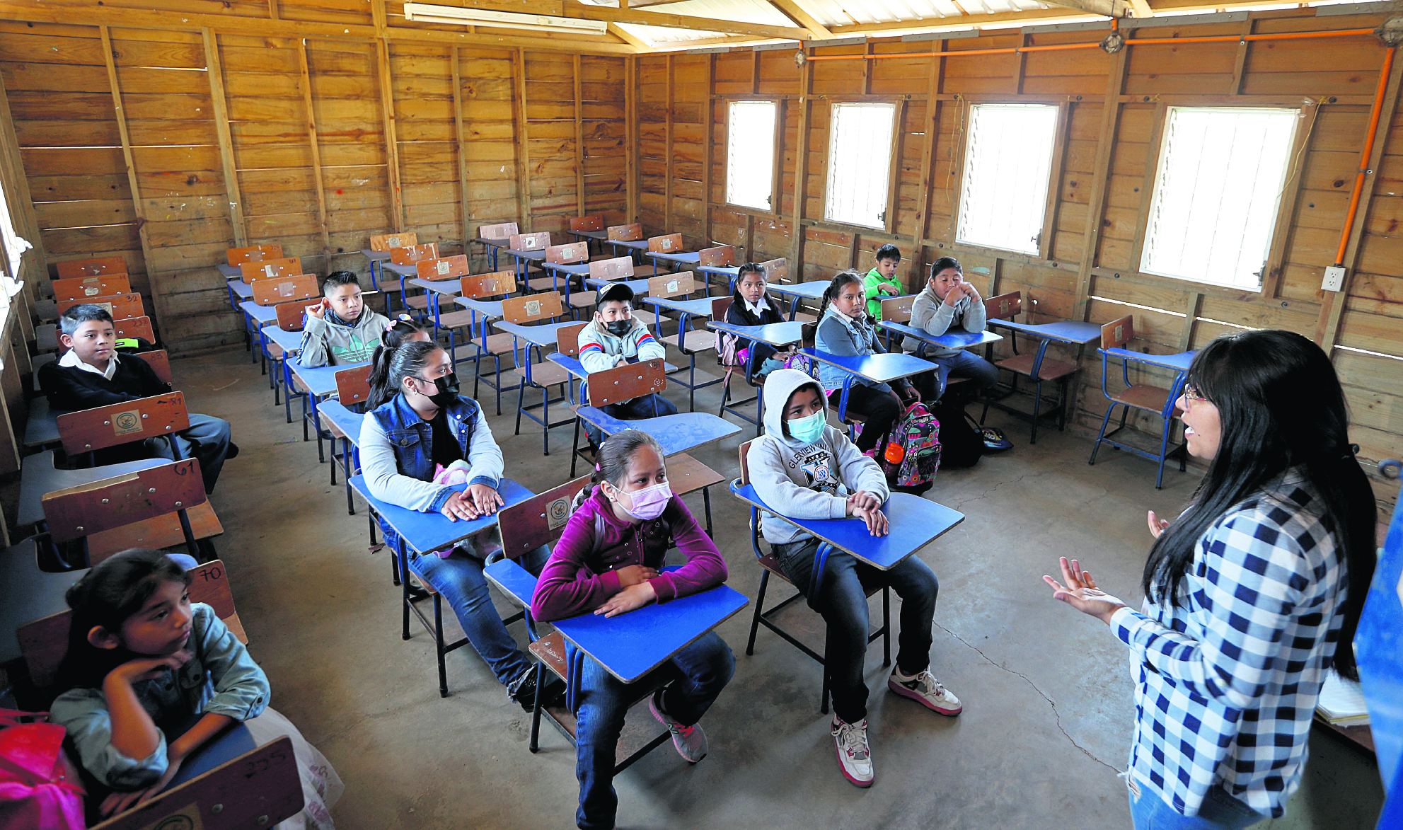 El ciclo escolar 2023 representó desafíos para estudiantes y docentes, es el primero en la presencialidad luego de la pandemia del covid-19. (Foto Prensa Libre: Hemeroteca PL)