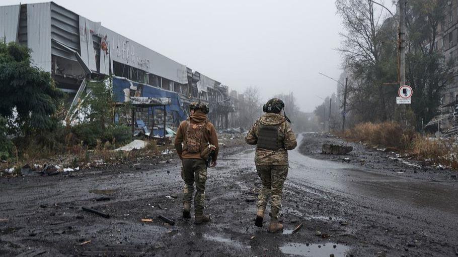 Los intensos combates han arruinado la ciudad de Avdiivka. 