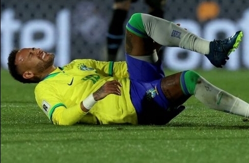 Neymar será operado en Brasil y este será el tiempo que quedaría fuera de las canchas