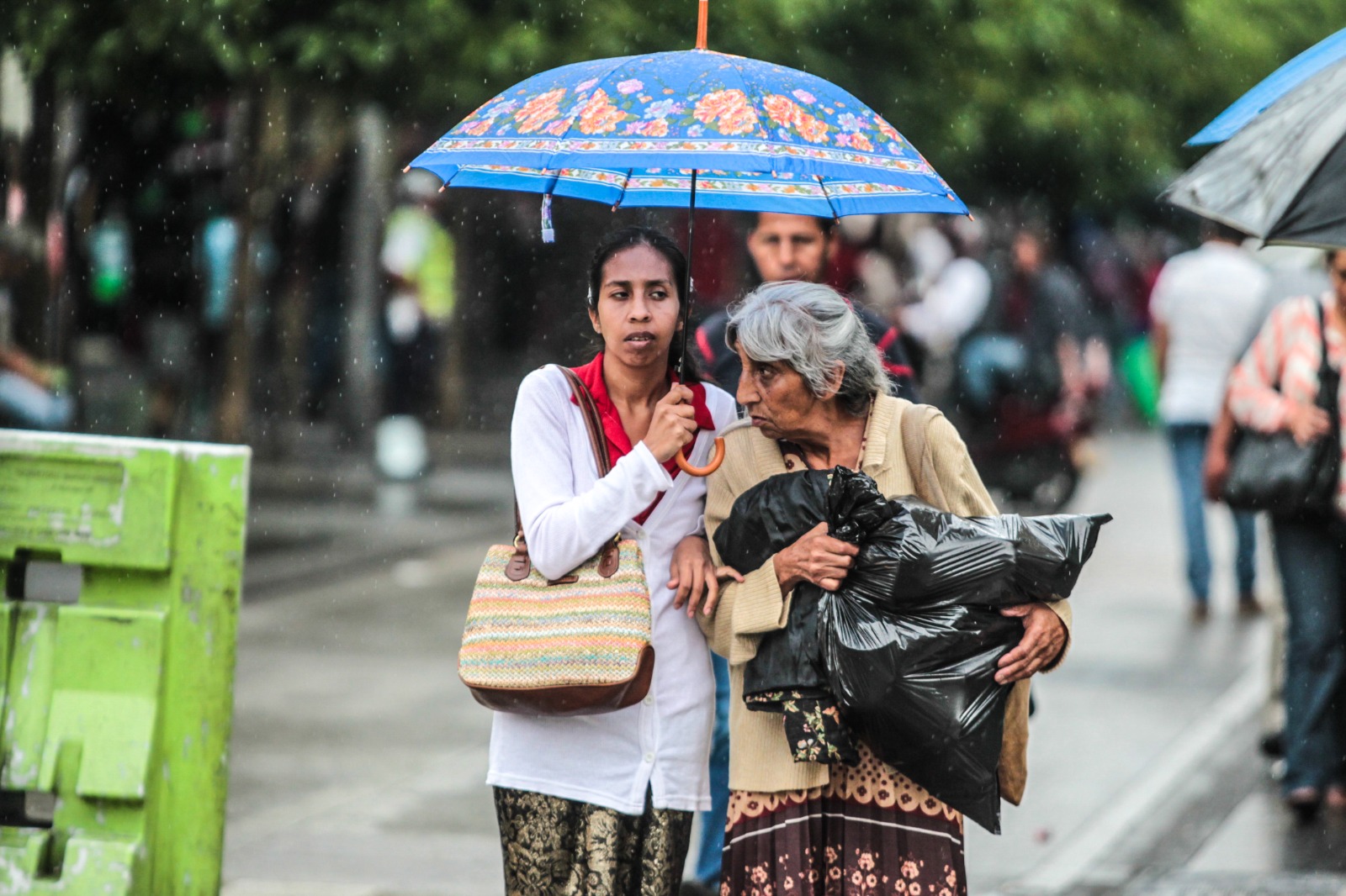 Las lluvias y el frío continuarán en Guatemala, según el Insivumeh y SMG. (Foto Prensa Libre: Keneth Cruz)