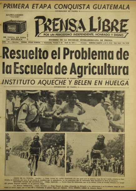 Portada de la edición impresa del viernes 5 de abril de 1957, donde se destaca victoria de Jorge Armas del equipo Guatemala A. (Foto Hemeroteca PL).