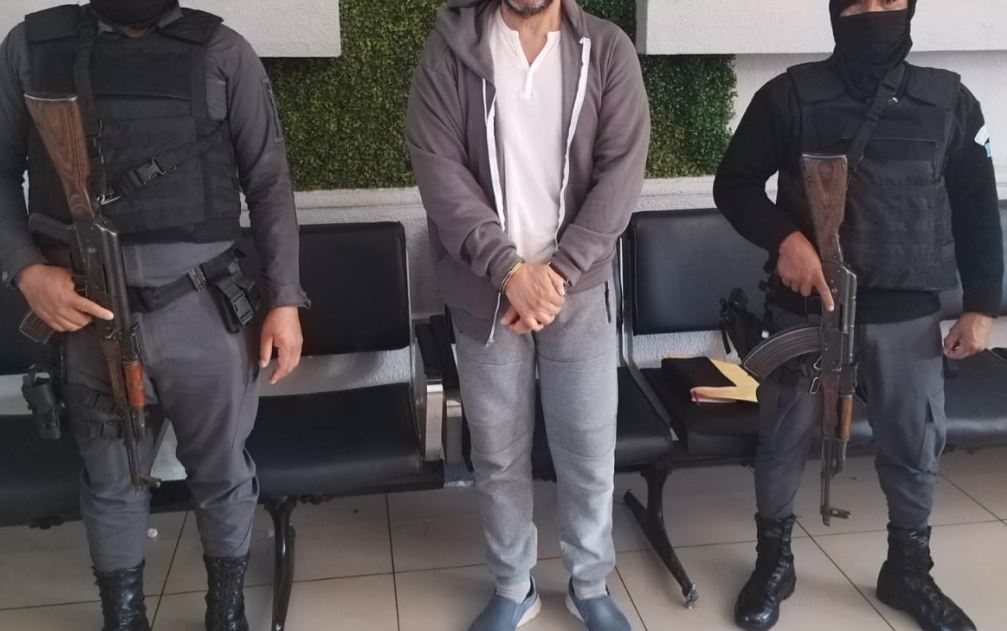 EXTRADITAN AL HENCHE