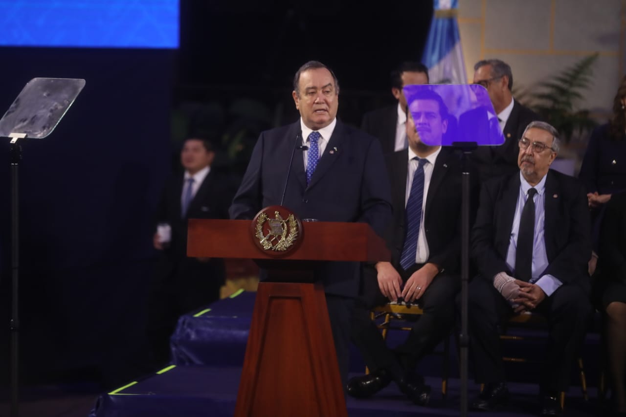 El presidente Alejandro Giammattei durante la presentación de su último informe de Gobierno. (Foto Prensa Libre: Juan Diego González)