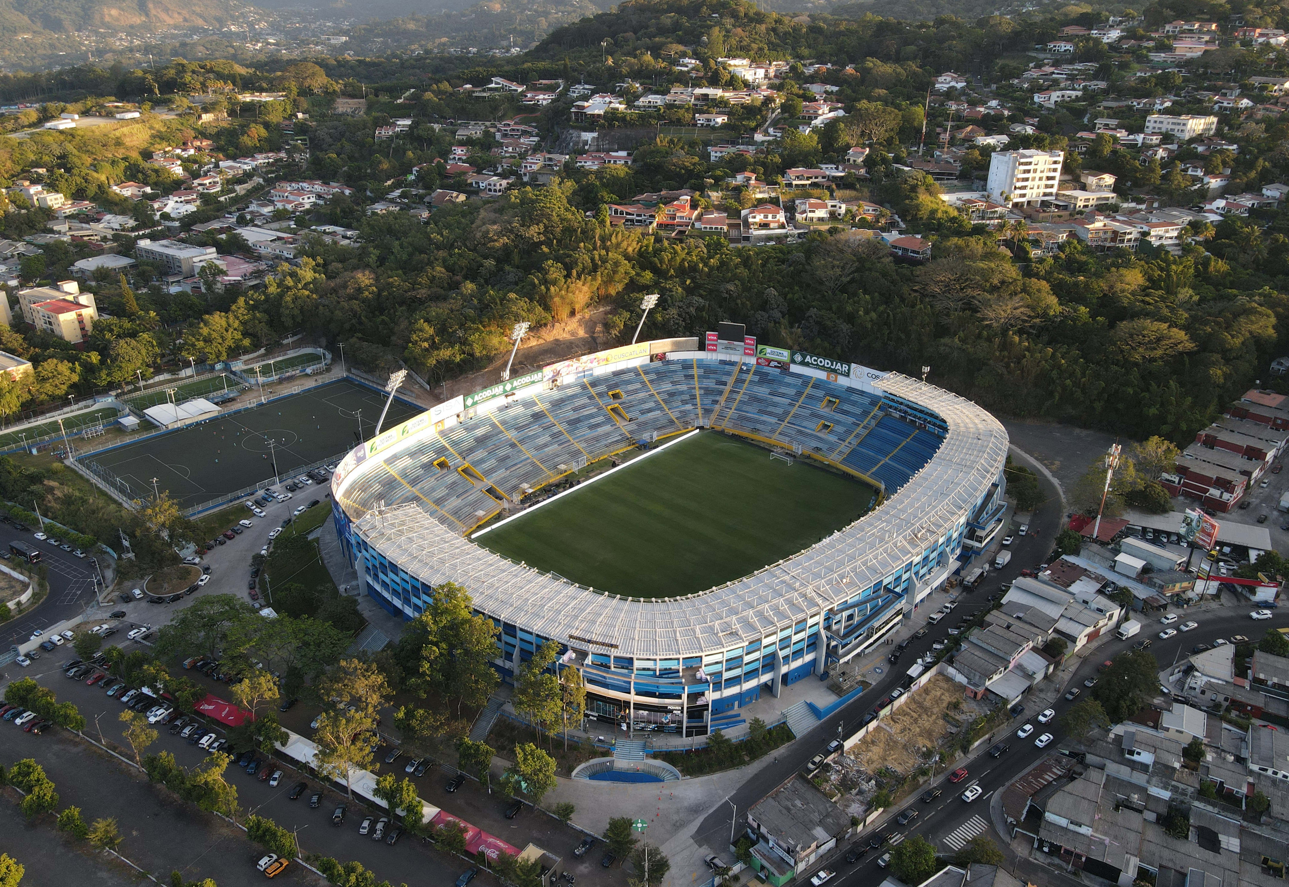 El Salvador encara al Inter de Messi en un amistoso en el que apunta a las eliminatorias