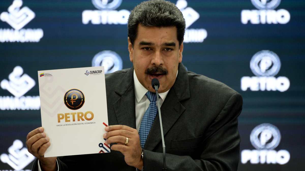 Nicolás Maduro vio en el petro una posible fuente de financiamiento internacional.

Getty Images