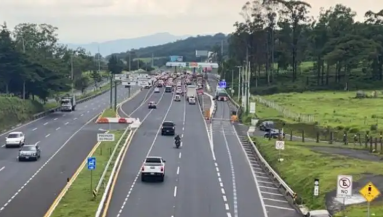 La concesiÃ³n de la autopista PalÃ­n-Escuintla finalizÃ³ en el 2023. (Foto Hemeroteca Prensa Libre)