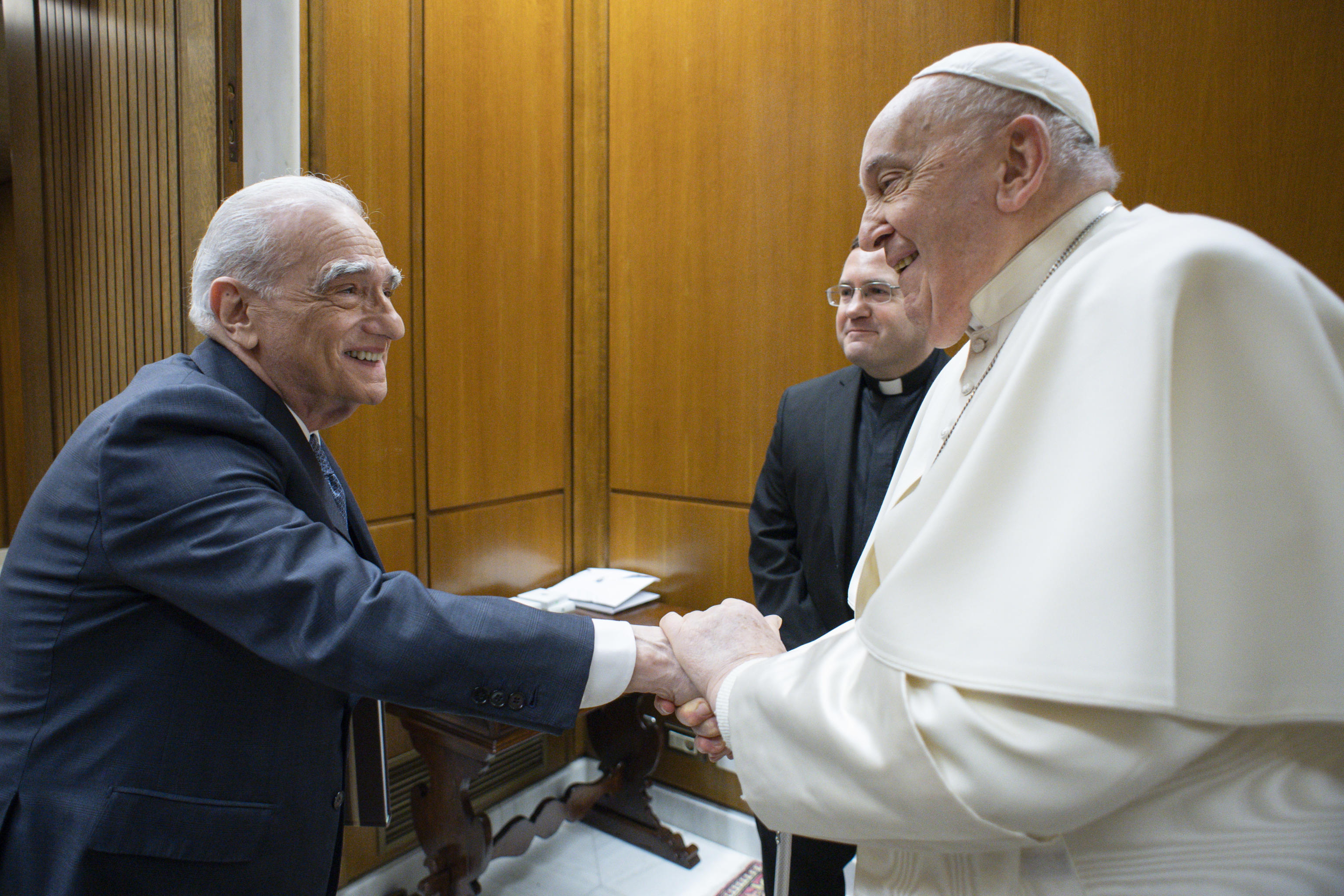 Martin Scorsese y el papa Francisco en el Vaticano.