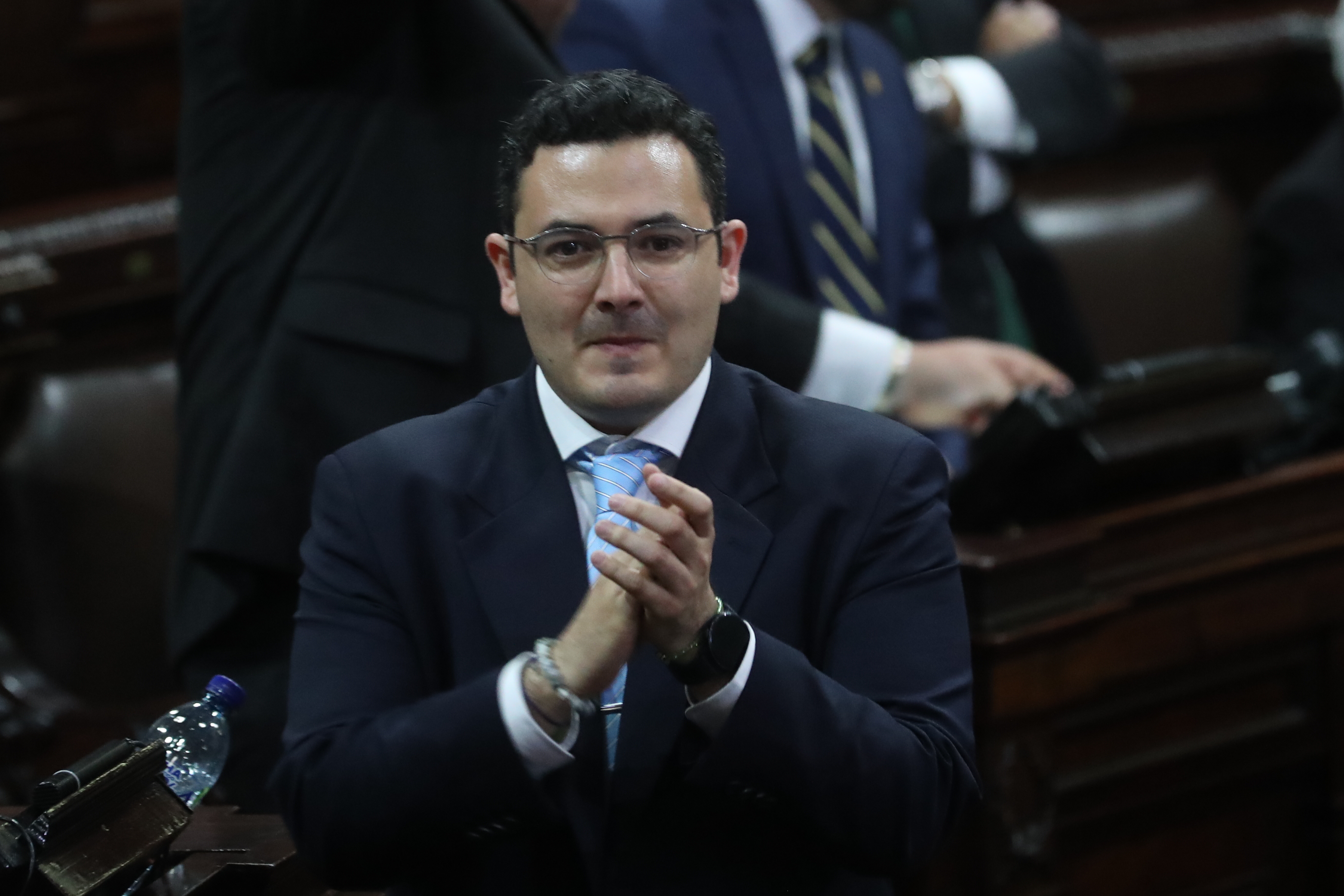 Ley de competencia: mesa presidencial acuerda impulsar cambios a la iniciativa 5074