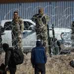 La polémica normativa busca evitar la oleada de migrantes. (Foto Prensa Libre: EFE)