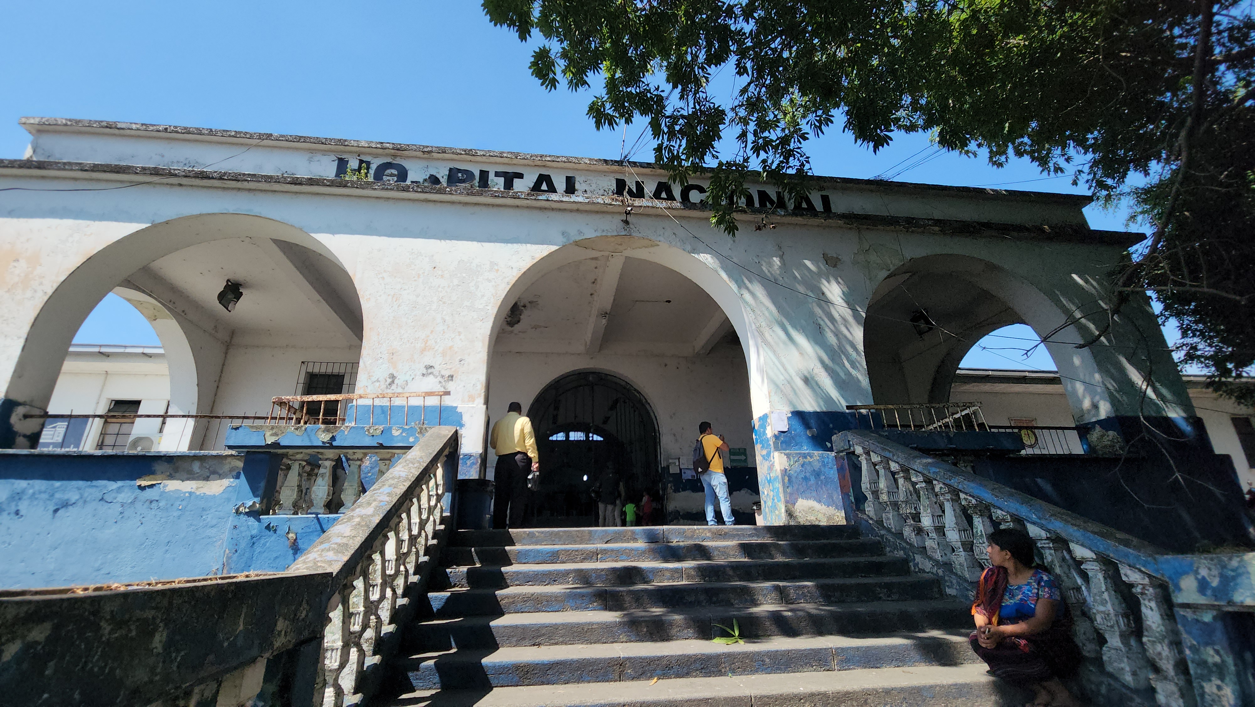 Salud investiga causas de intoxicación masiva en escuela de Samayac