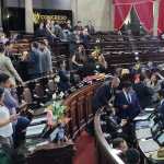 Autoridades del Congreso de la República revelaron que las contrataciones en el Legislativo de ha incrementado en los últimos años. (Foto Prensa Libre: Gabriel Molina)
