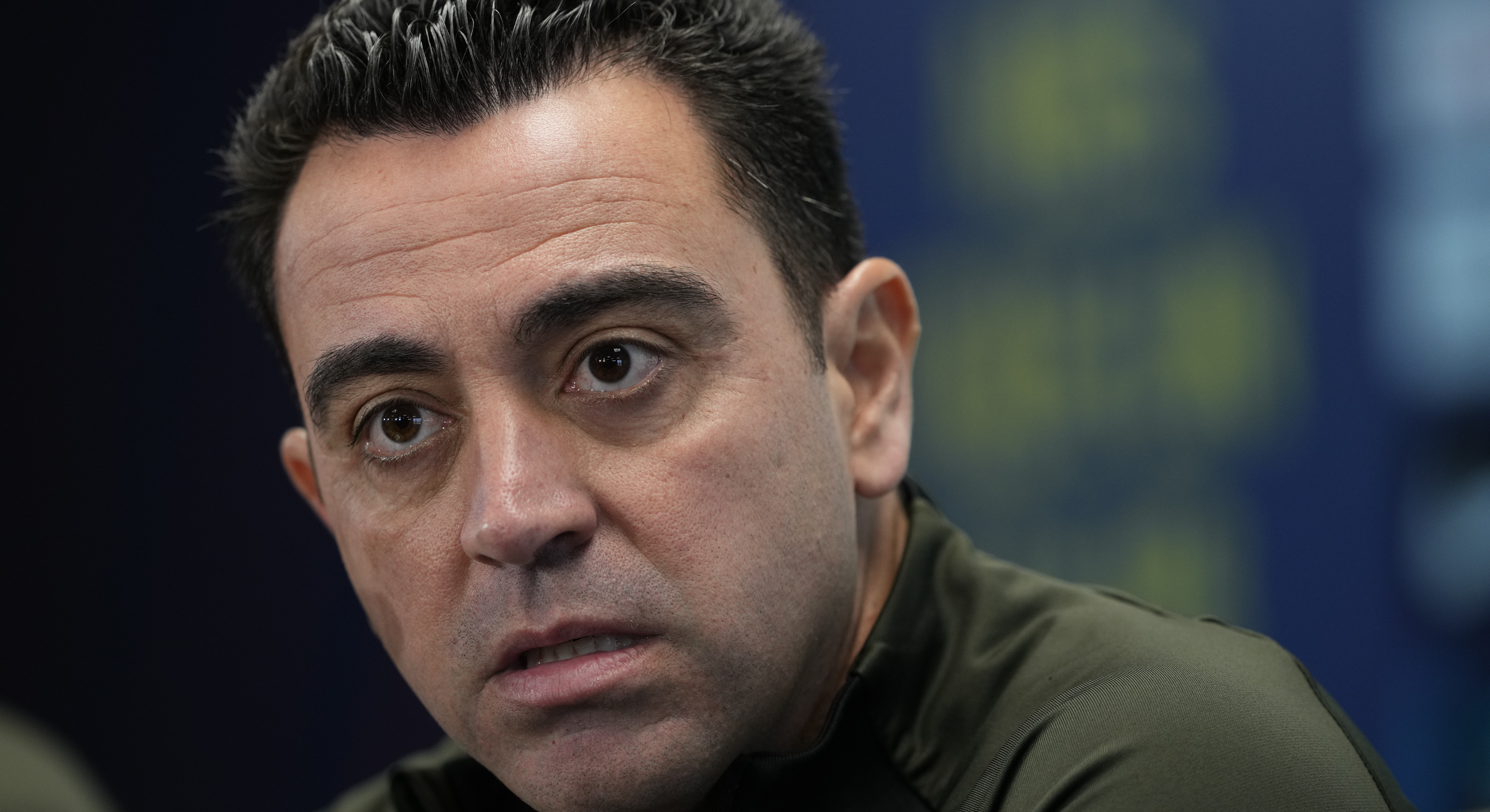 Xavi Hernández: Silencio sobre la sanción de Vitor Roque y un toque de humor sobre los árbitros