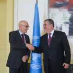 El presidente de Guatemala, Bernardo Arévalo (d), se reunió este miércoles en Ginebra con el alto comisionado de la ONU para los Derechos Humanos, Volker Türk. (Foto Prensa Libre: EFE)