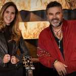 Lucero y Mijares reviven aparente romance en concierto en Texas