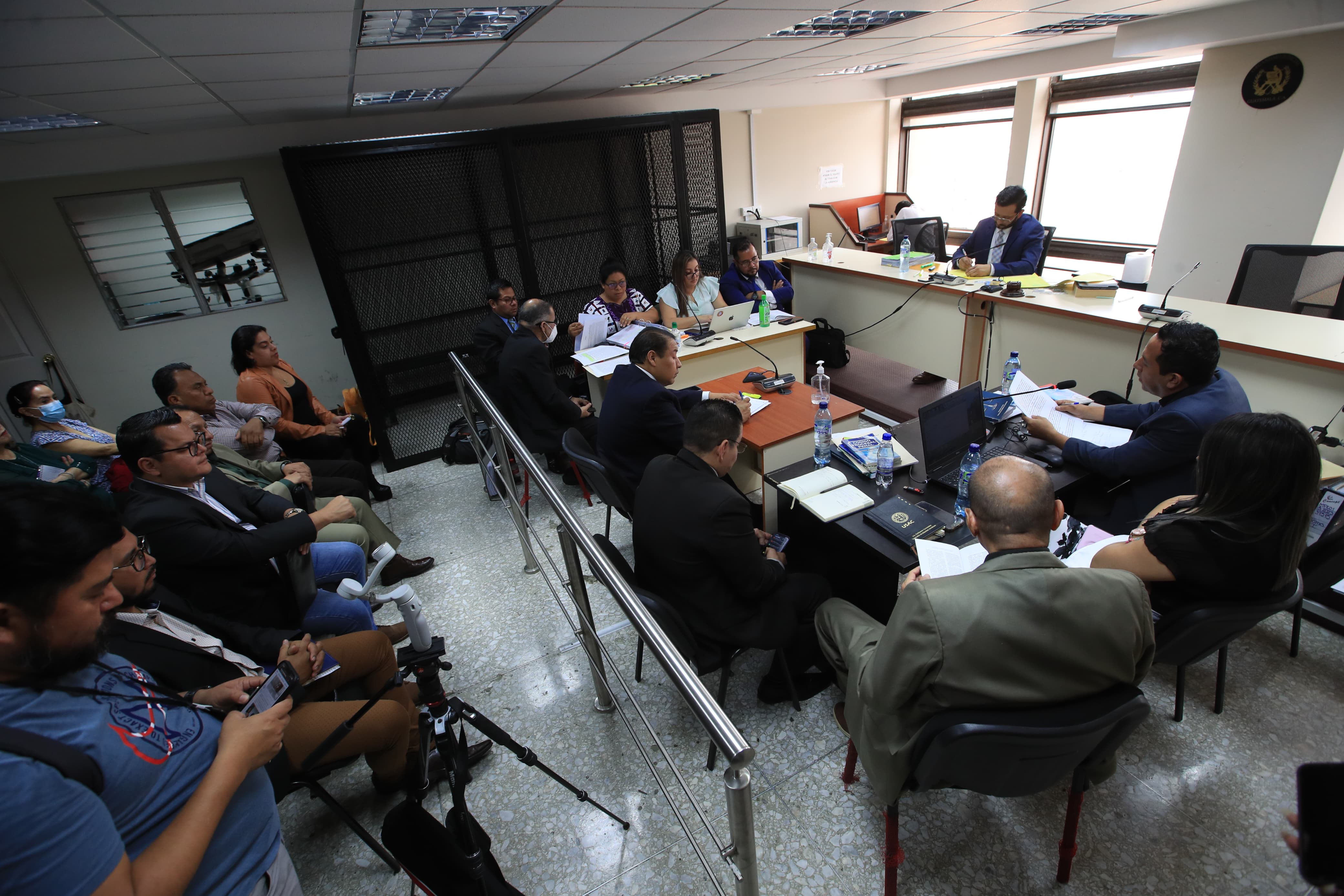En el Juzgado Décimo de Instancia Penal se desarrolla la continuación de la audiencia en el caso Toma Usac: botín político. (Foto Prensa Libre: Carlos Hernández) 