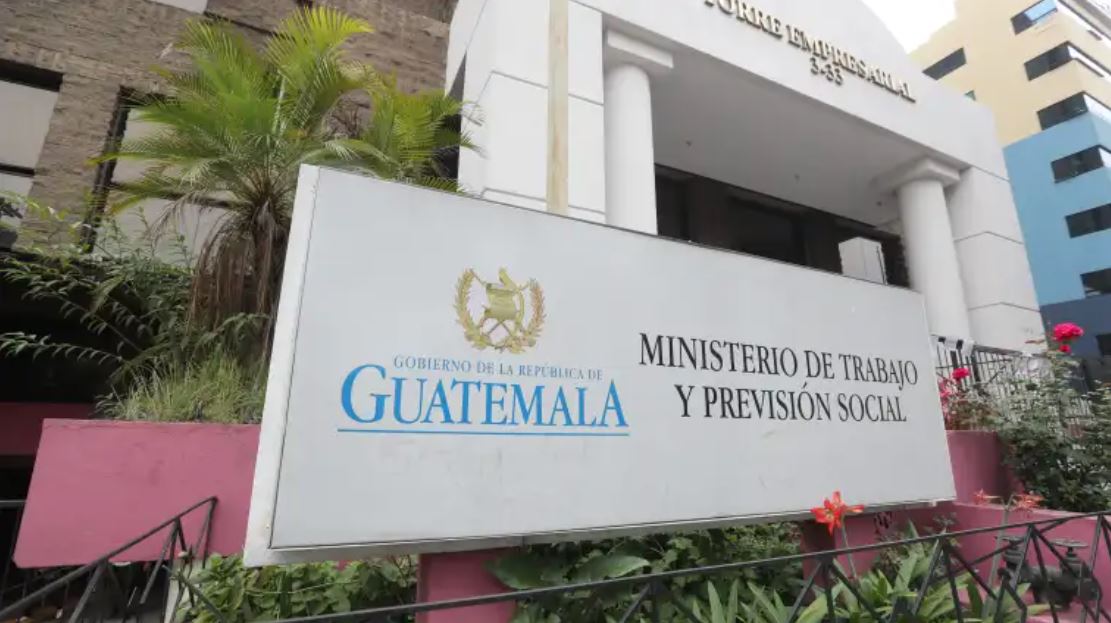 Sede del Ministerio de Trabajo en la capital de Guatemala. (Foto: Hemeroteca PL)