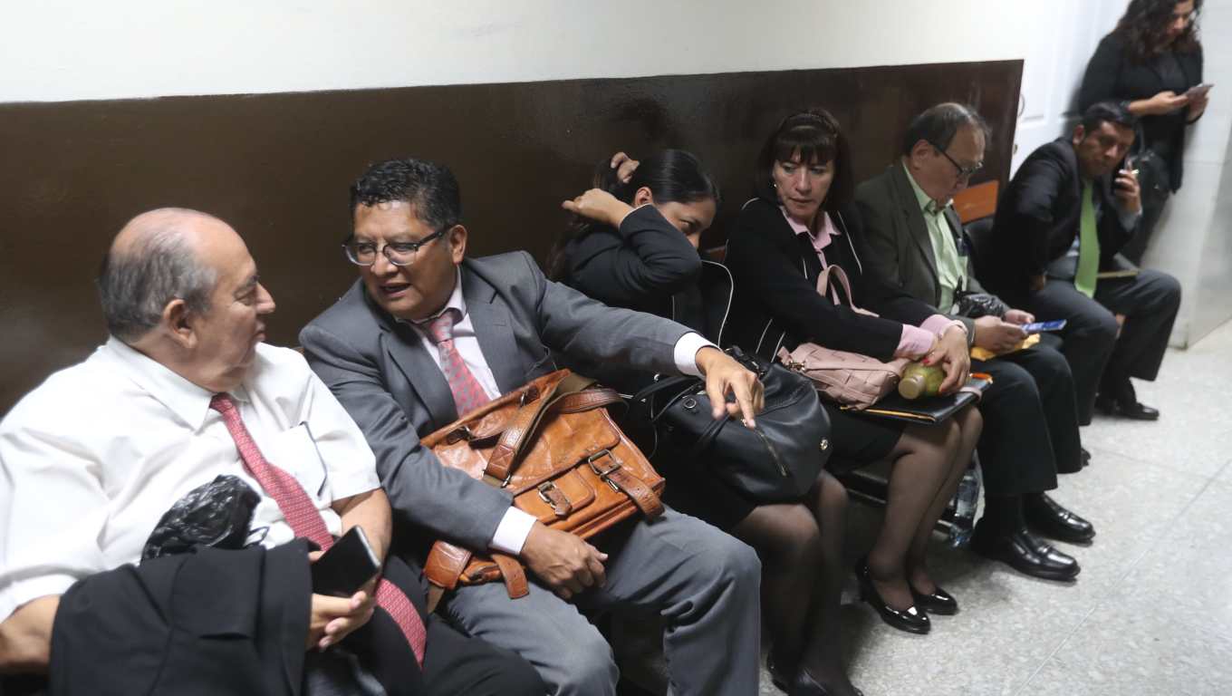 A seis de las personas señaladas en el caso Toma Usac: Botín Político se les modificó el delito por el que son procesados. (Foto Prensa Libre: Erick Ávila)
