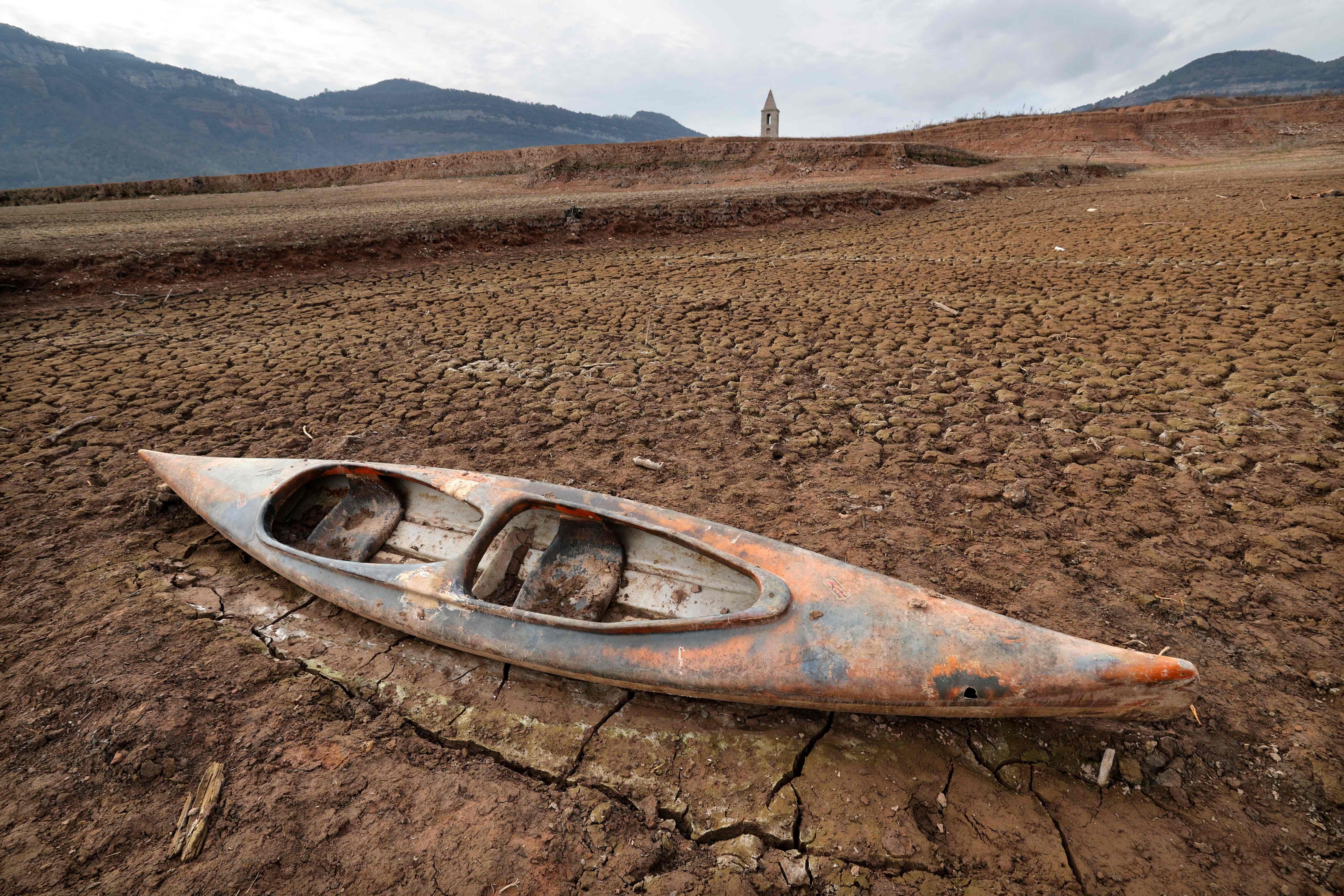 Los niveles de reserva de agua dulce en la región de Cataluña causan alarma. (Foto de LLUIS GEN / AFP)