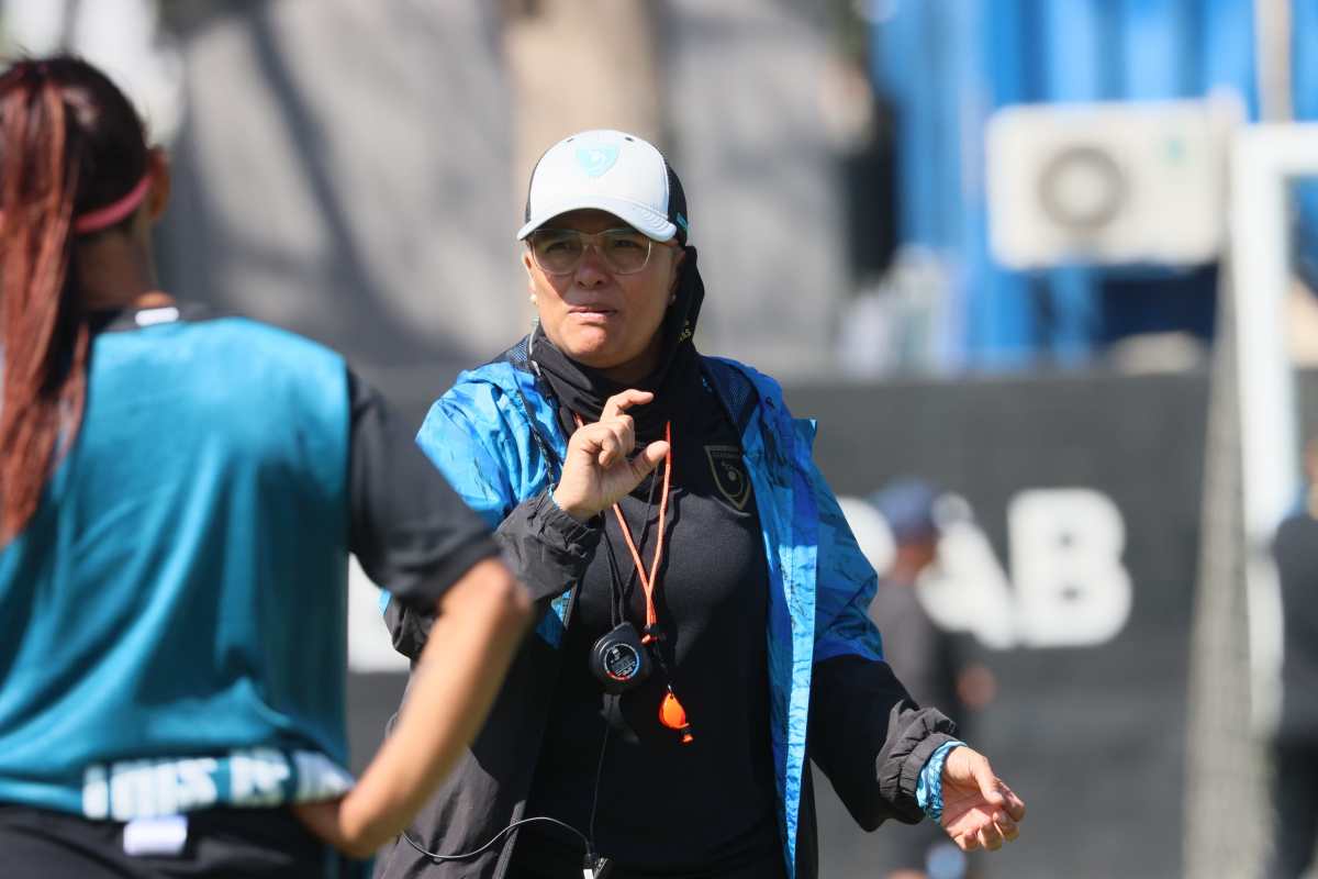 Karla Alemán, entrenadora de la Selección de Guatemala. (Foto Prensa Libre: FEDEFUT)