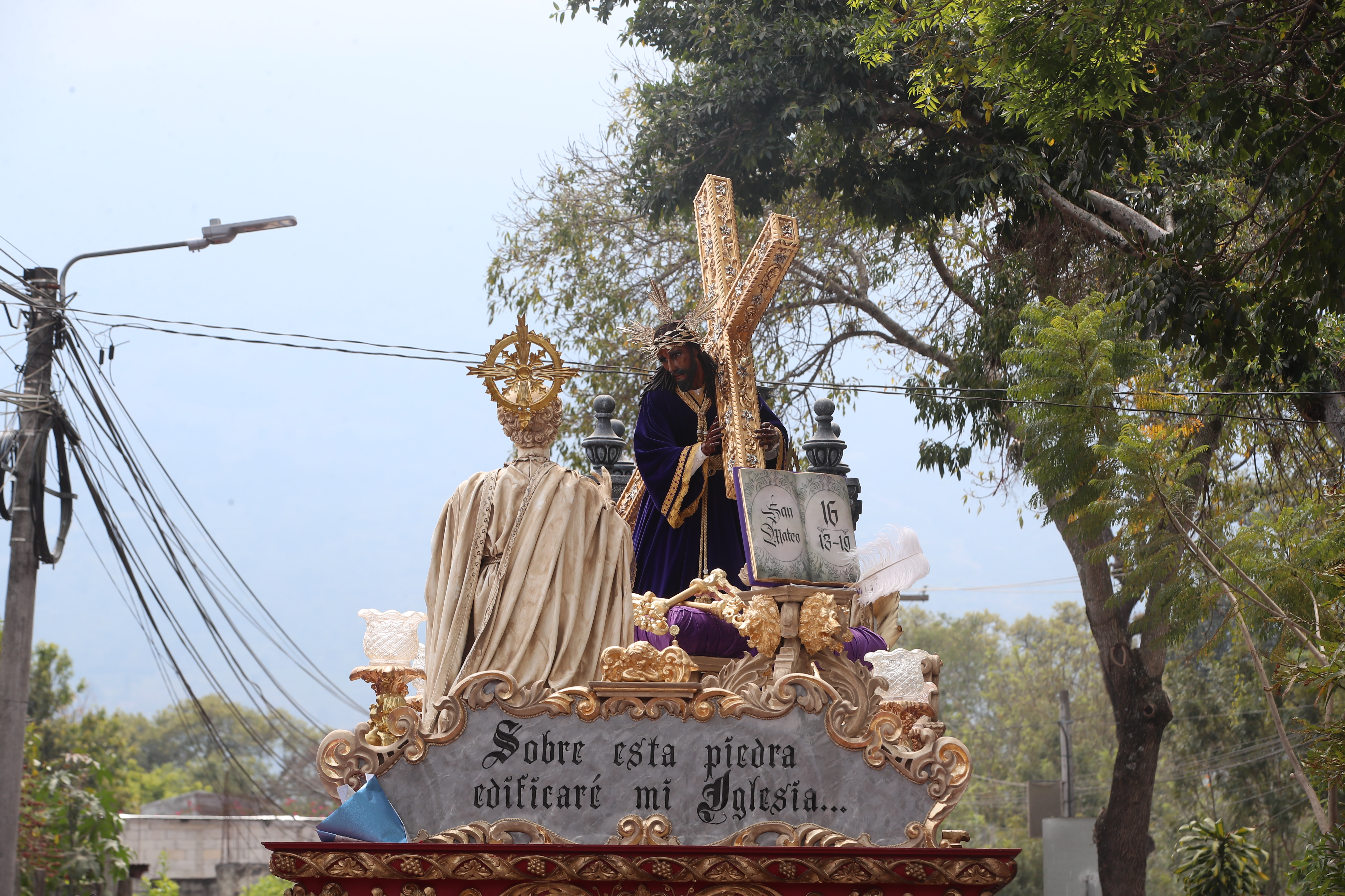 El mensaje procesional de la consagrada imagen es 