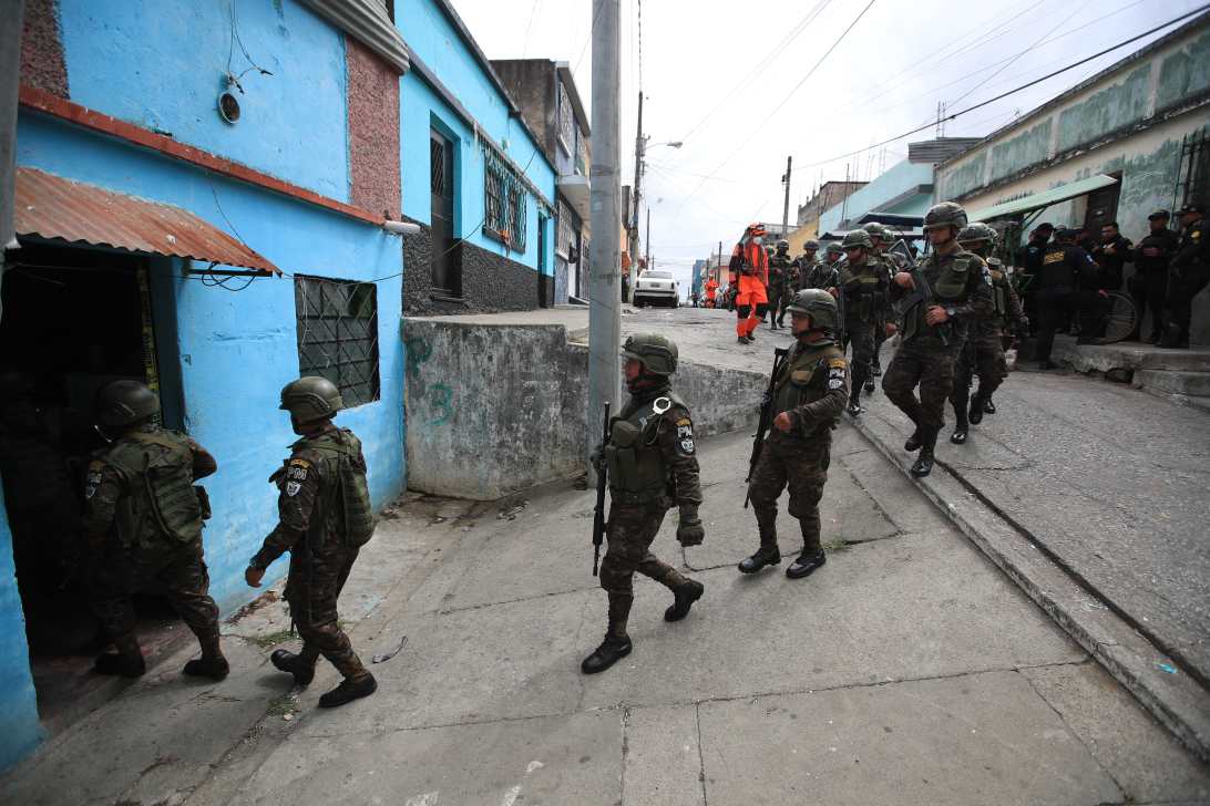 ¿Quiénes son los Caradura? La estructura criminal dedicada al narcomenudeo y sicariato en Guatemala