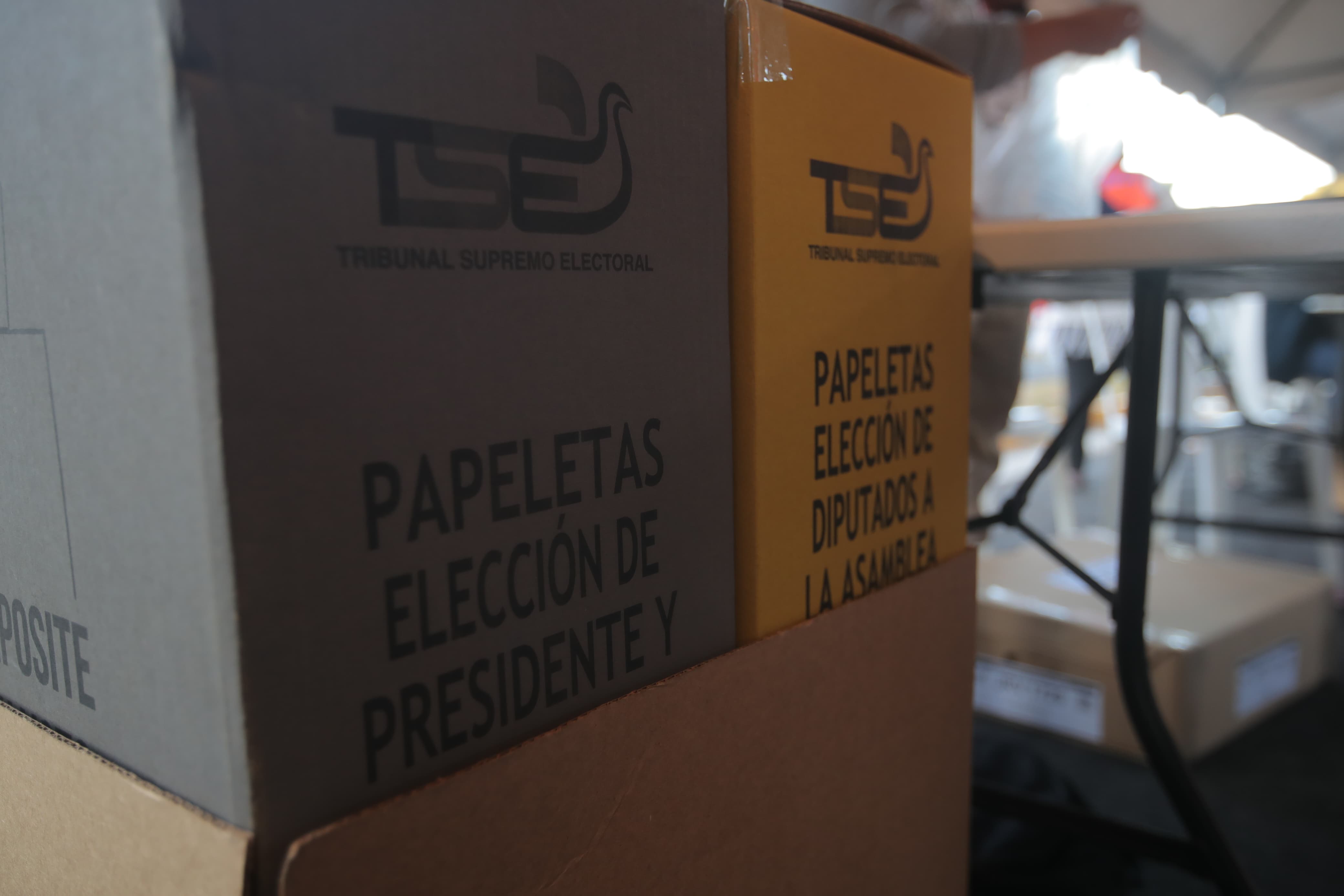 Los salvadoreños tiene seis opciones de candidatos para la presidencia de El Salvador. Fotografía: Prensa Libre (Byron Bayza).