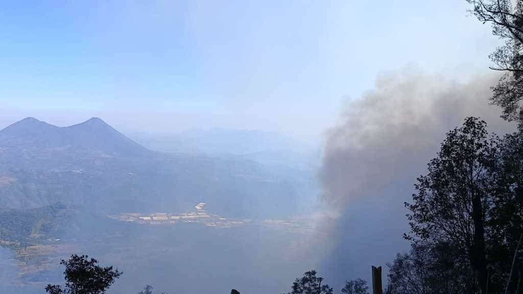 incendio forestal volcan de agua (2)