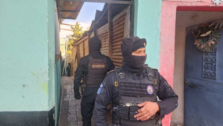 41 operativos contra el narcotráfico llevan a cabo el MP y la PNC, con apoyo del Ejército, en la capital, Mixco y San Marcos. (Foto Prensa Libre: PNC)