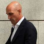 Los fiscales españoles quieren que Rubiales sea encarcelado durante dos años y medio por un beso en la Copa del Mundo.