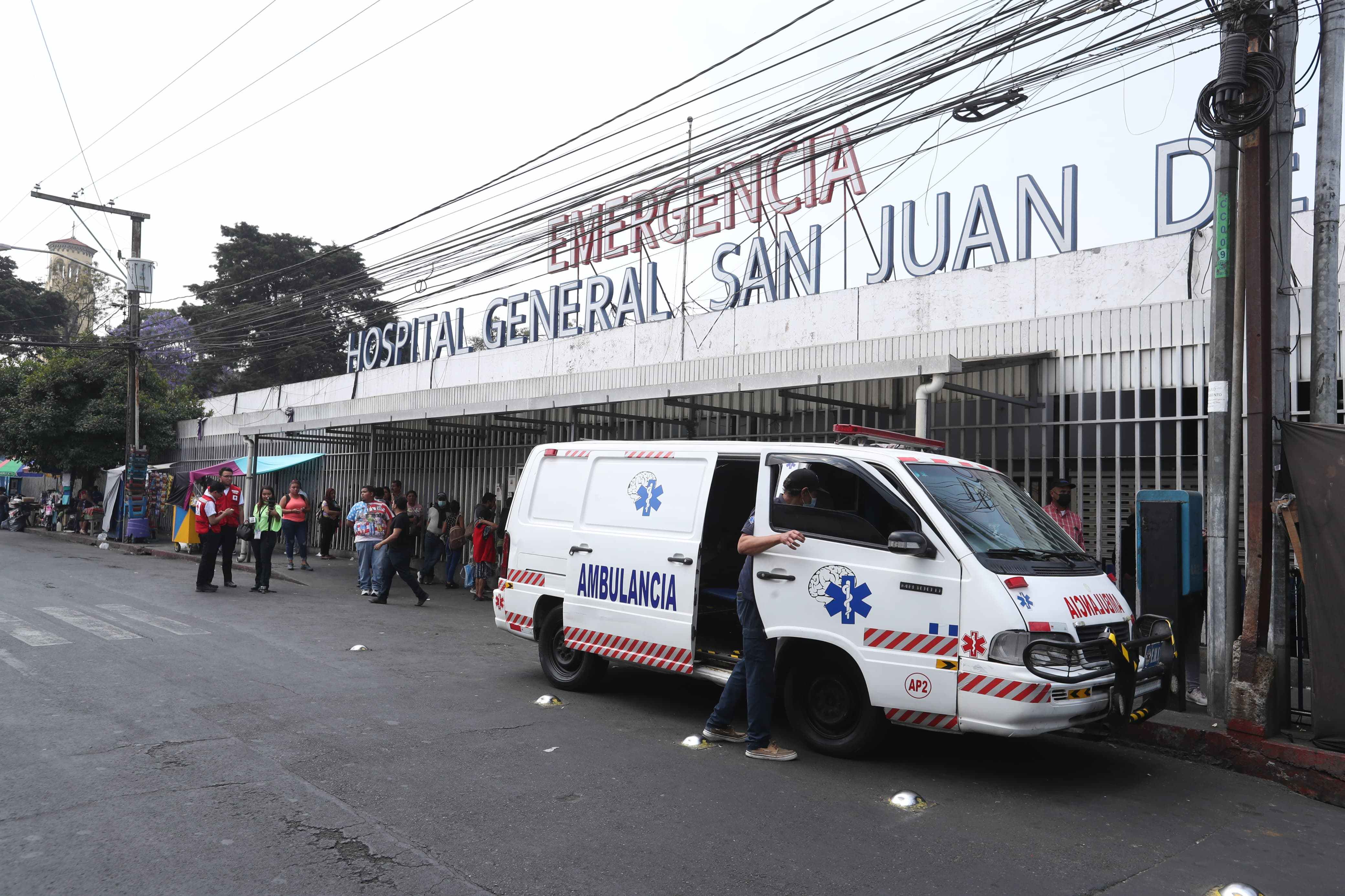 Continúa la crisis en el Hospital San Juan de Dios y los traslados de ...