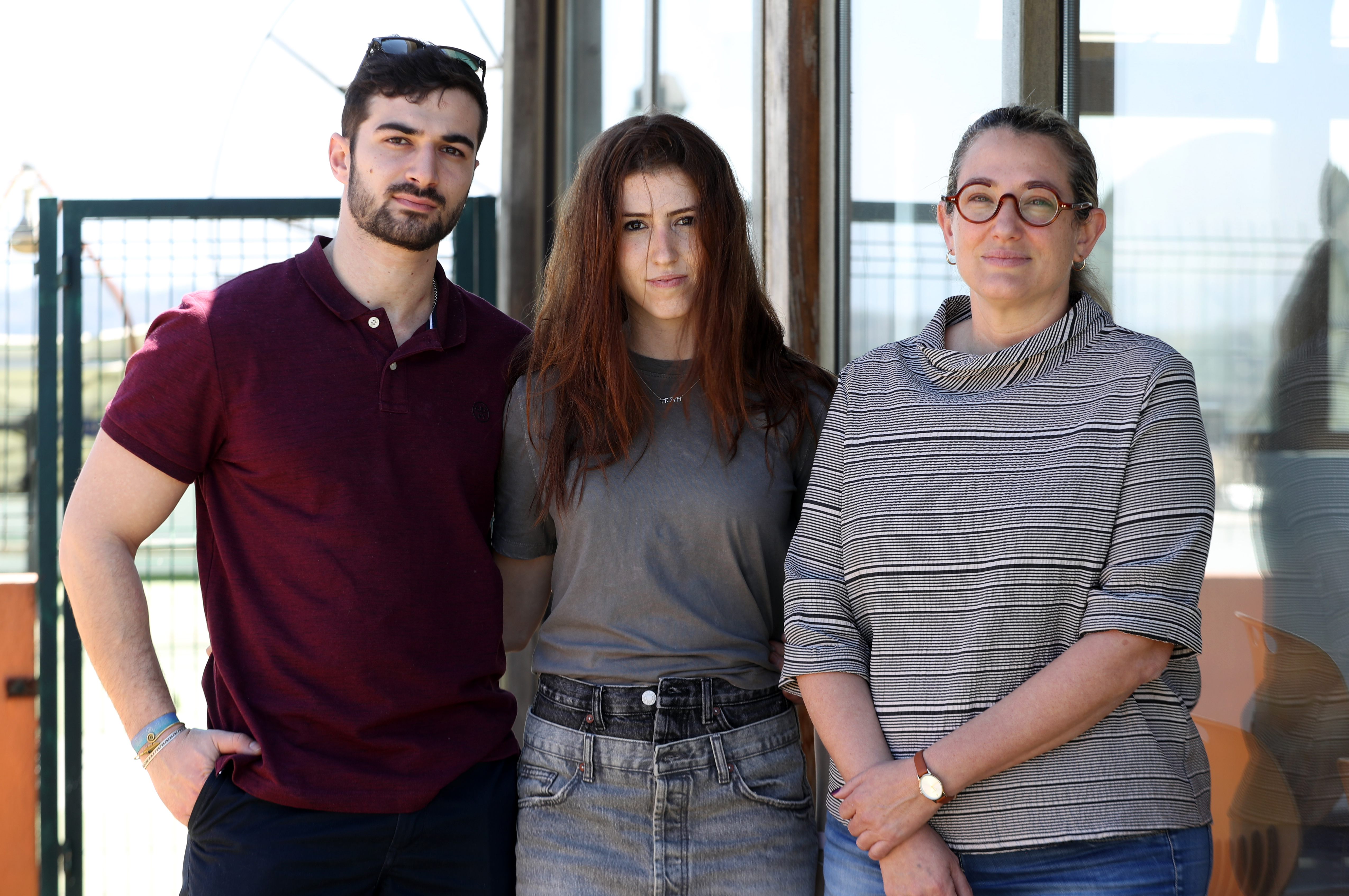 “Creí que íbamos a morir”, relata una sobreviviente del letal asalto de Hamás contra localidad israelí