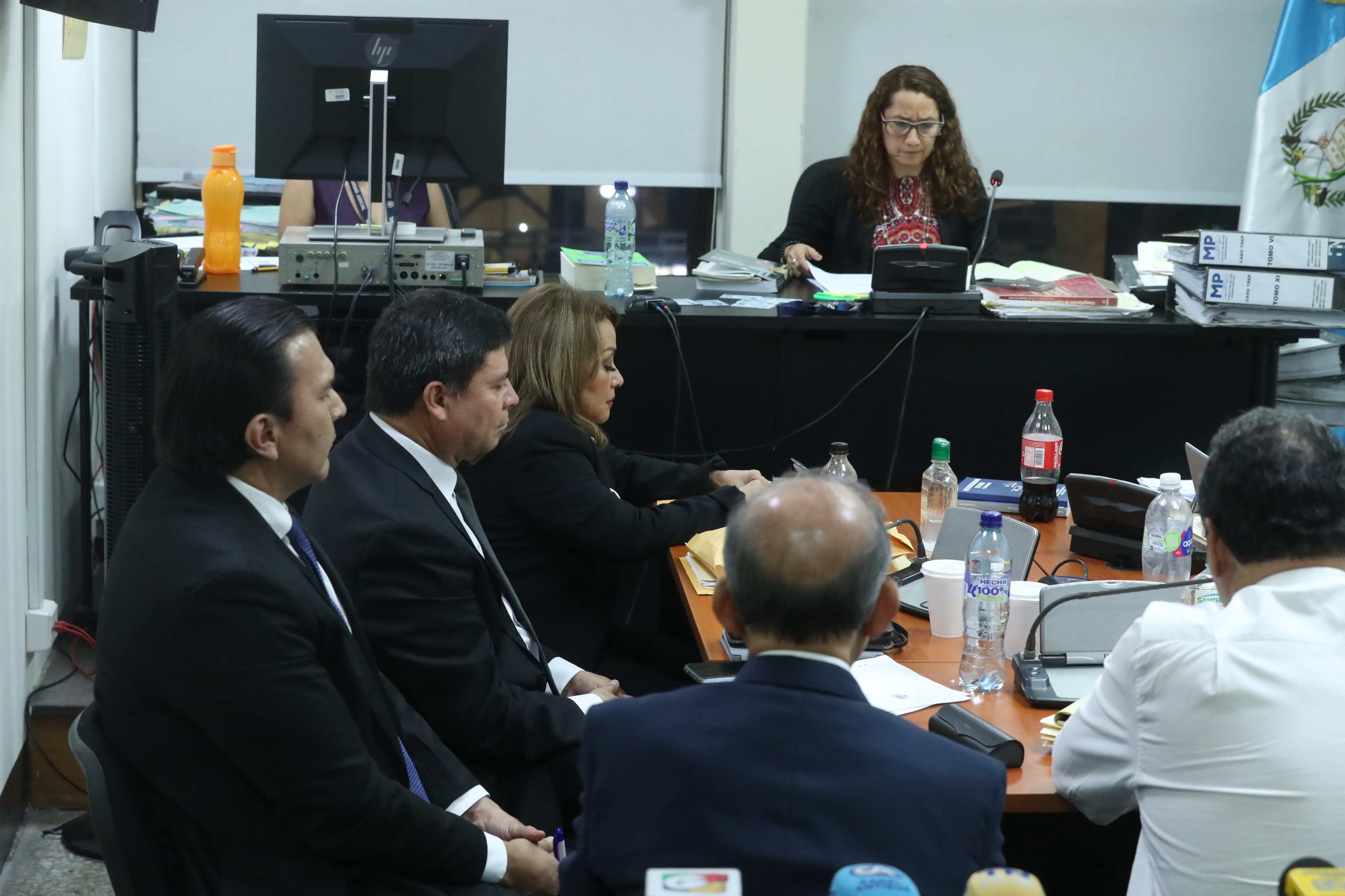 Magistrados del TSE obtienen medida sustitutiva por caso TREP